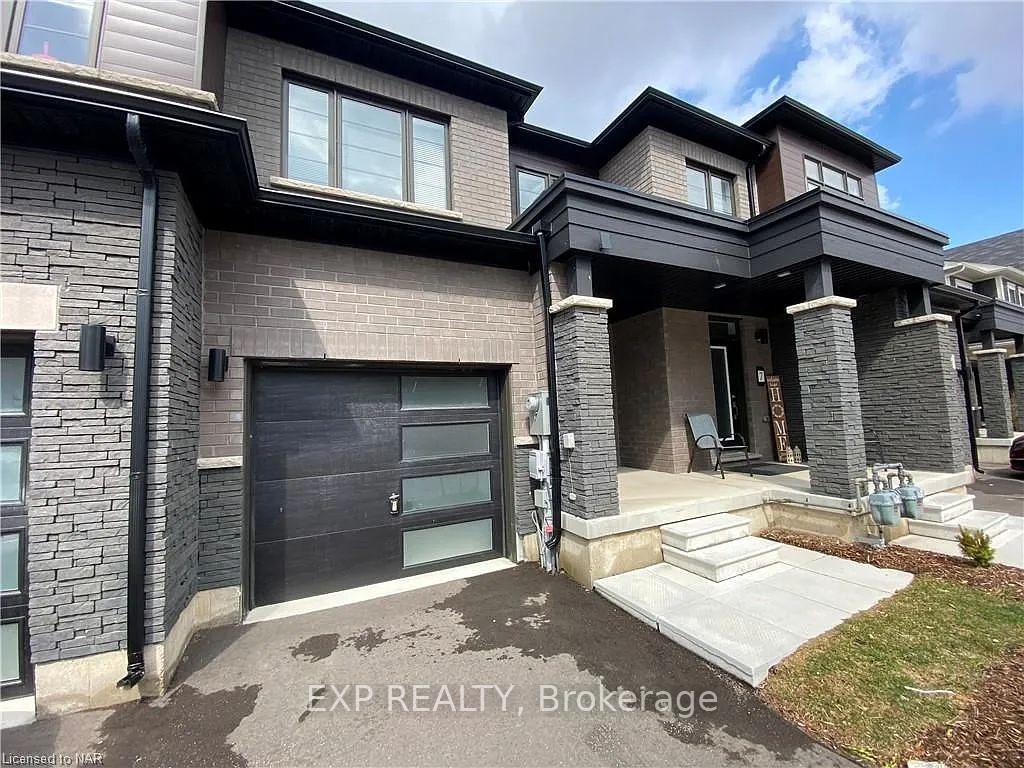 Photo 1 of Unit 8, 8317 Mulberry Drive, Niagara Falls, Brown — HOMEH