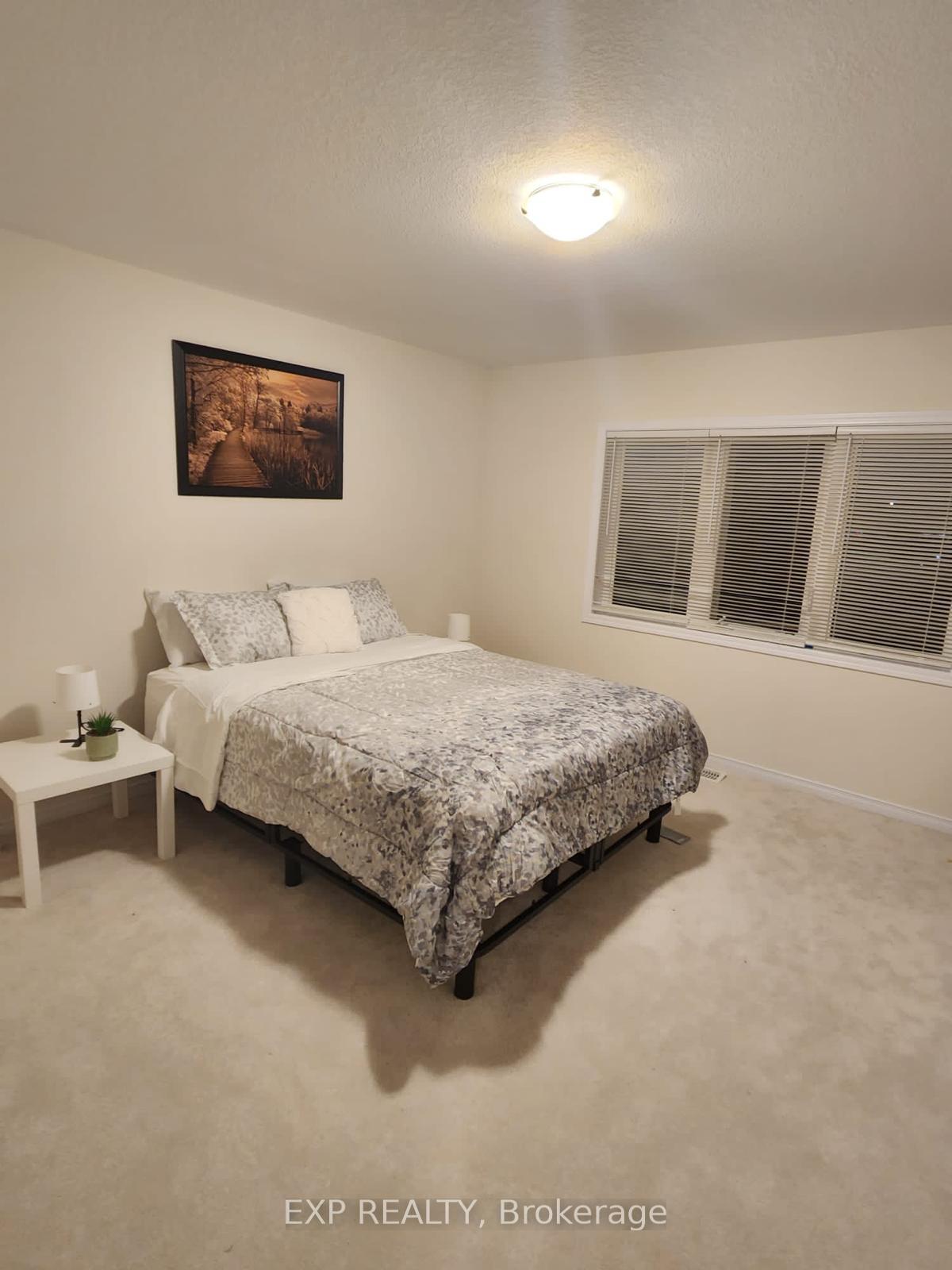 Photo 8 of Unit 8, 8317 Mulberry Drive, Niagara Falls, Brown — HOMEH