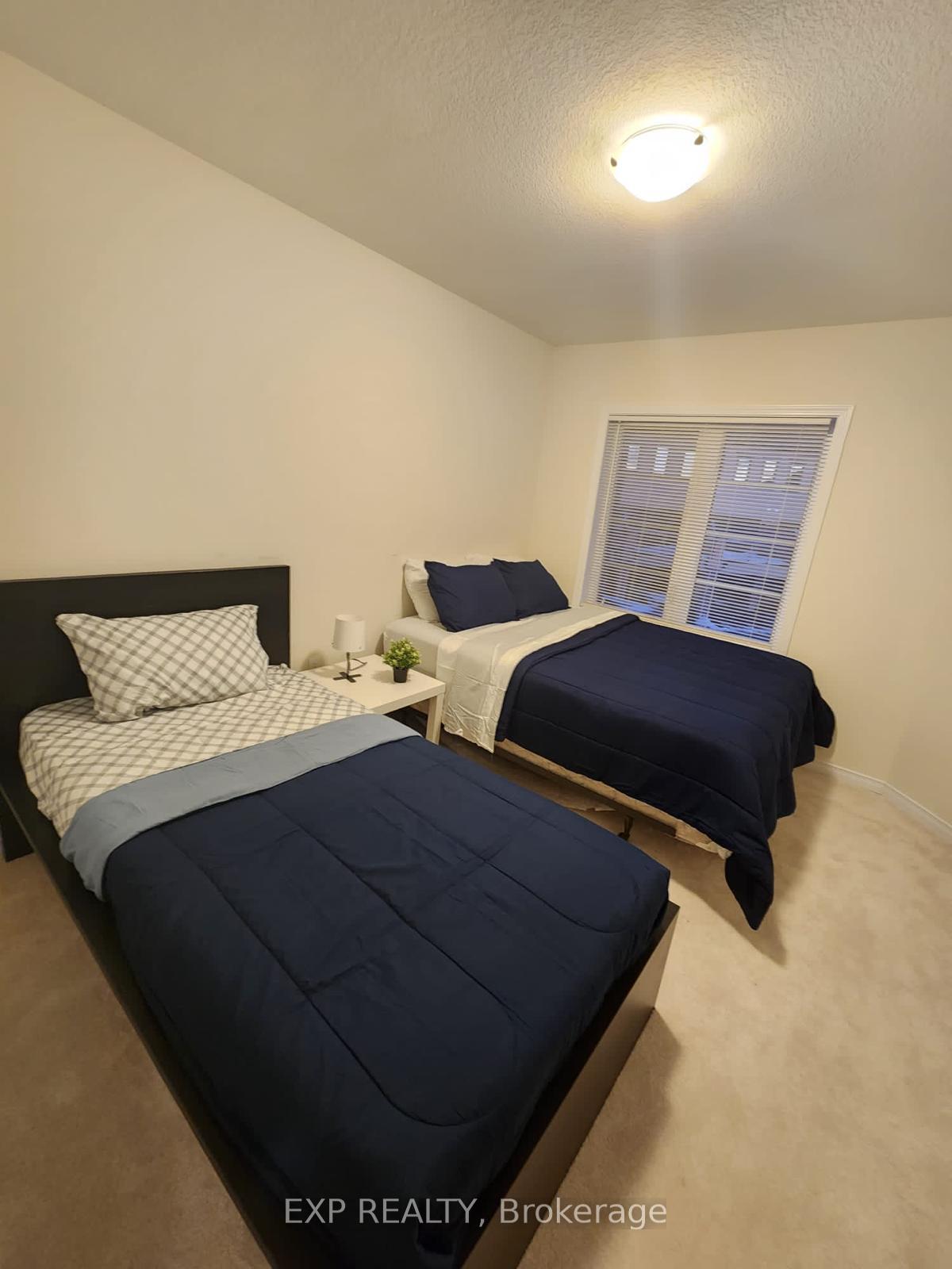 Photo 4 of Unit 8, 8317 Mulberry Drive, Niagara Falls, Brown — HOMEH