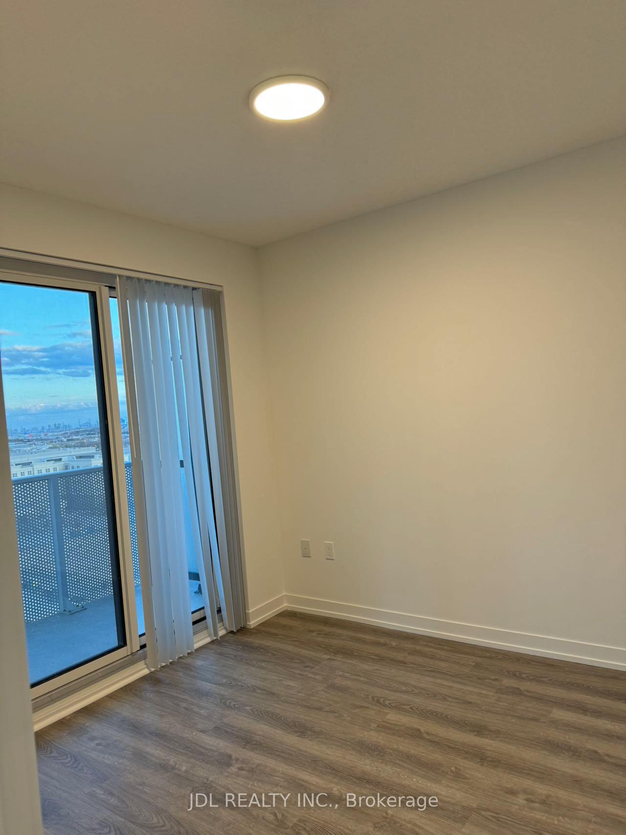 Photo 2 of Unit 1215, 195 commerce Street, Vaughan, Vaughan Corporate Centre — HOMEH