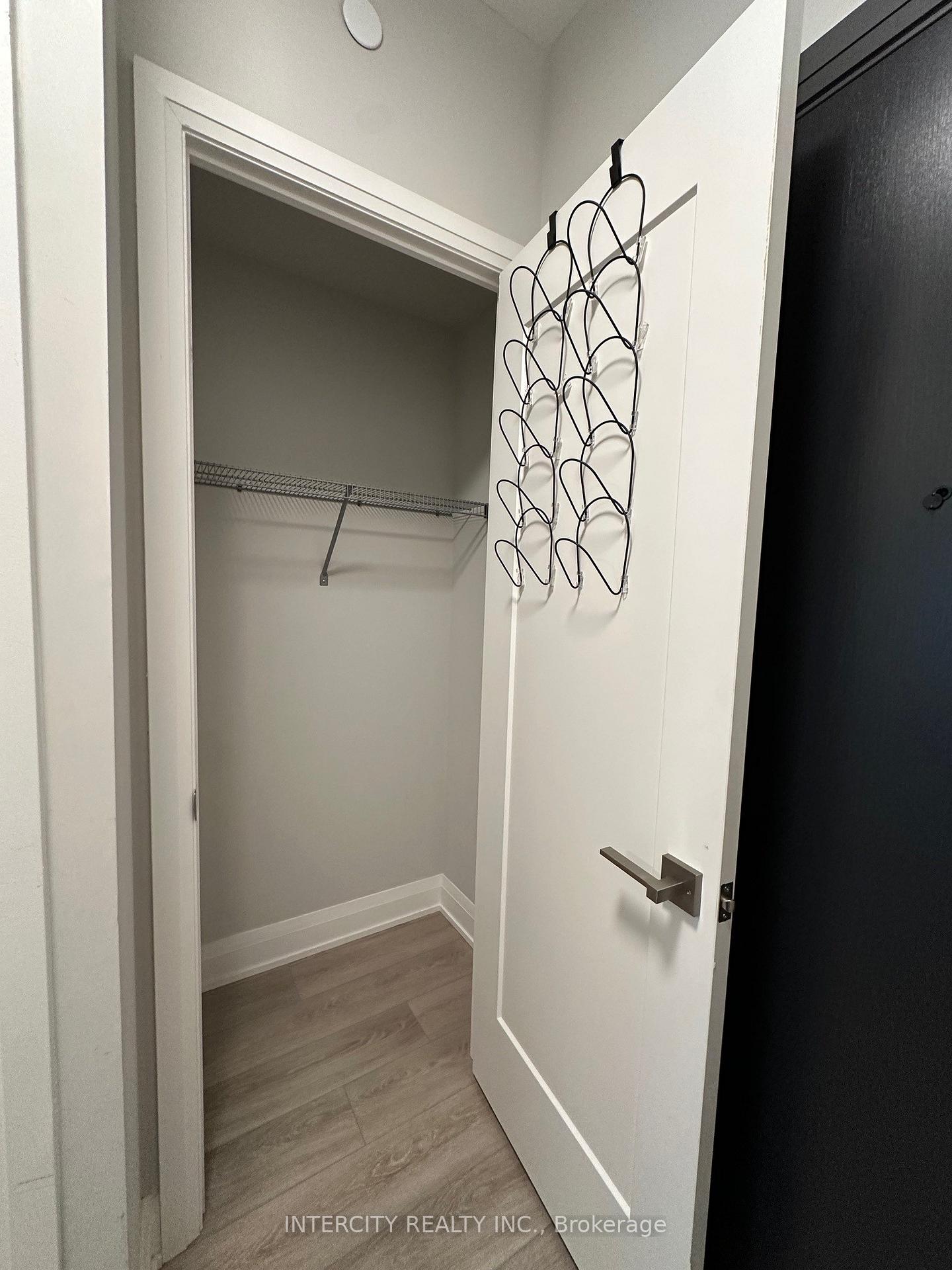 Photo 26 of Unit 1806, 18 Water Walk Drive, Markham, Unionville — HOMEH