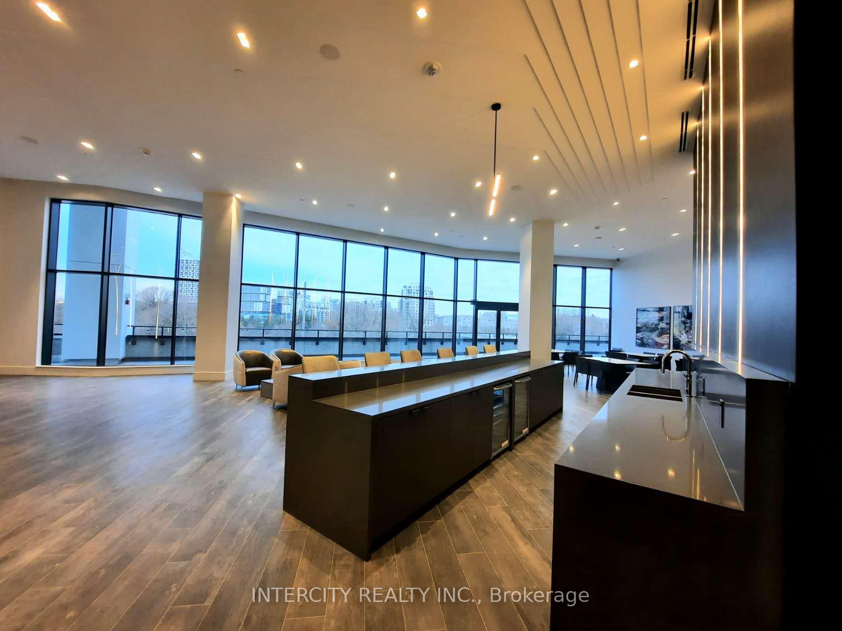 Photo 14 of Unit 1806, 18 Water Walk Drive, Markham, Unionville — HOMEH