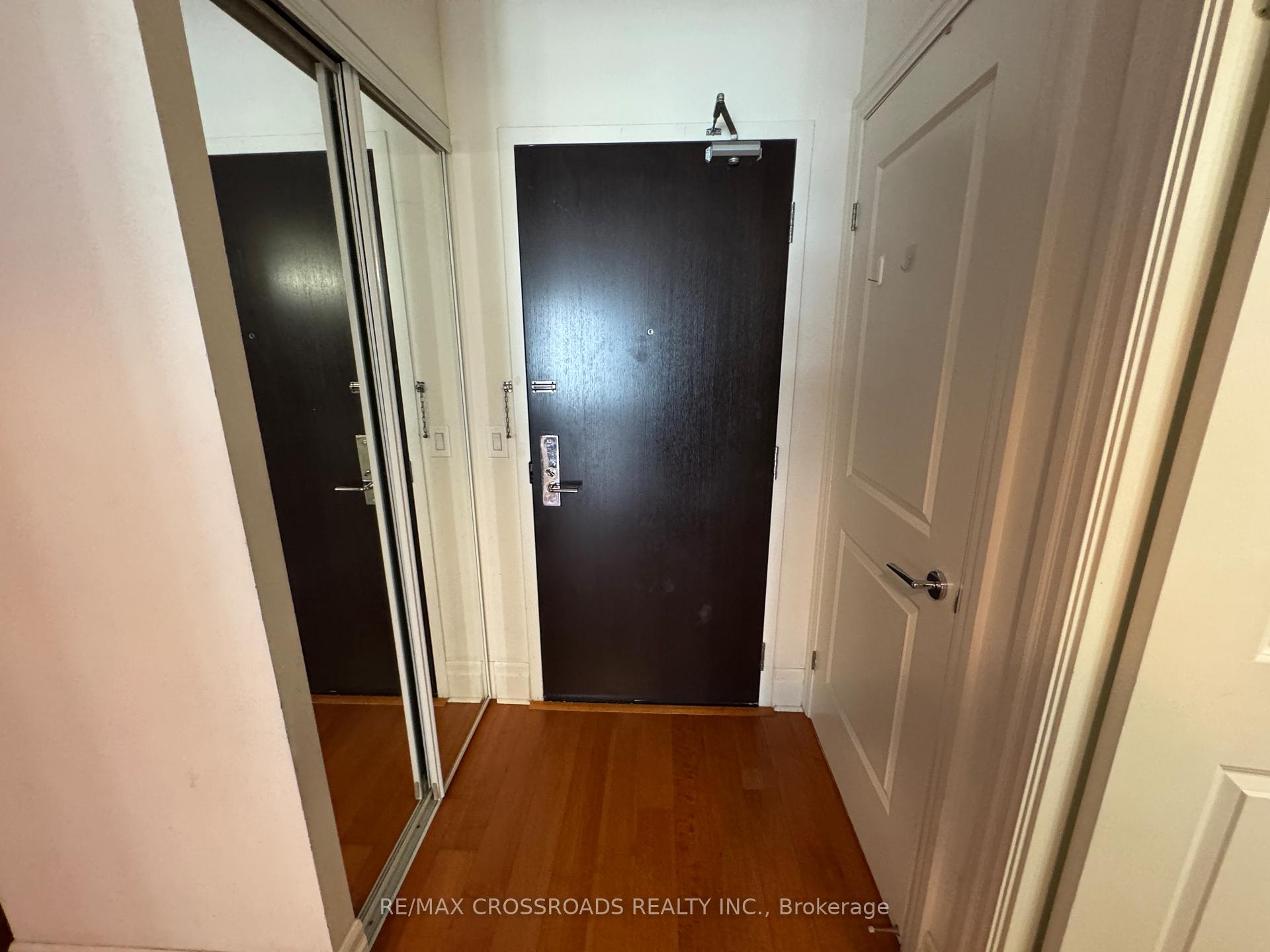 Photo 3 of Unit 313, 131 Upper Duke Crescent, Markham, Unionville — HOMEH