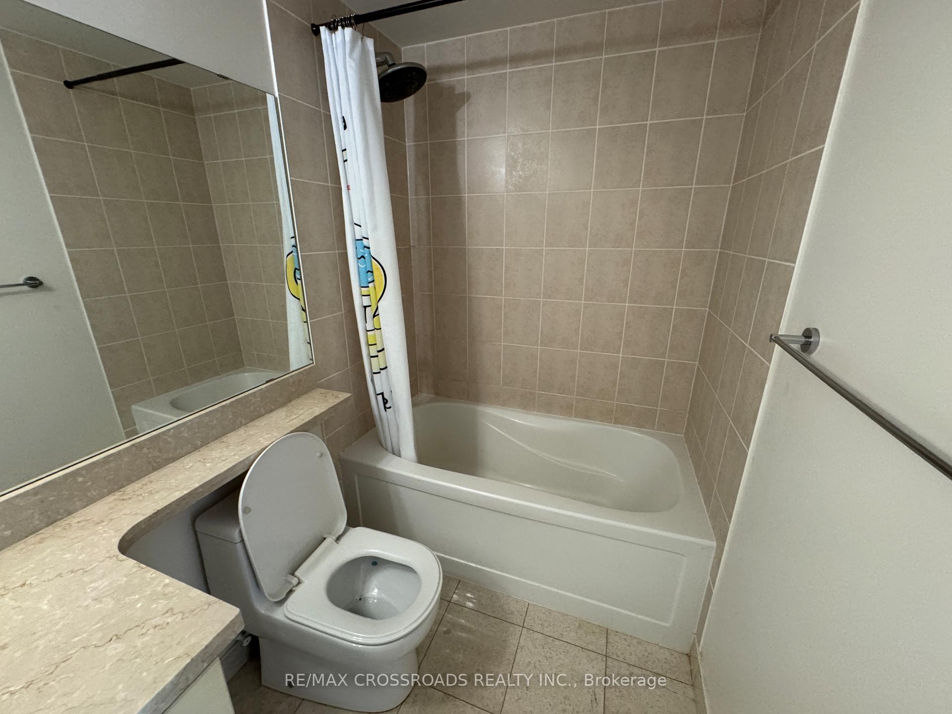 Photo 17 of Unit 313, 131 Upper Duke Crescent, Markham, Unionville — HOMEH
