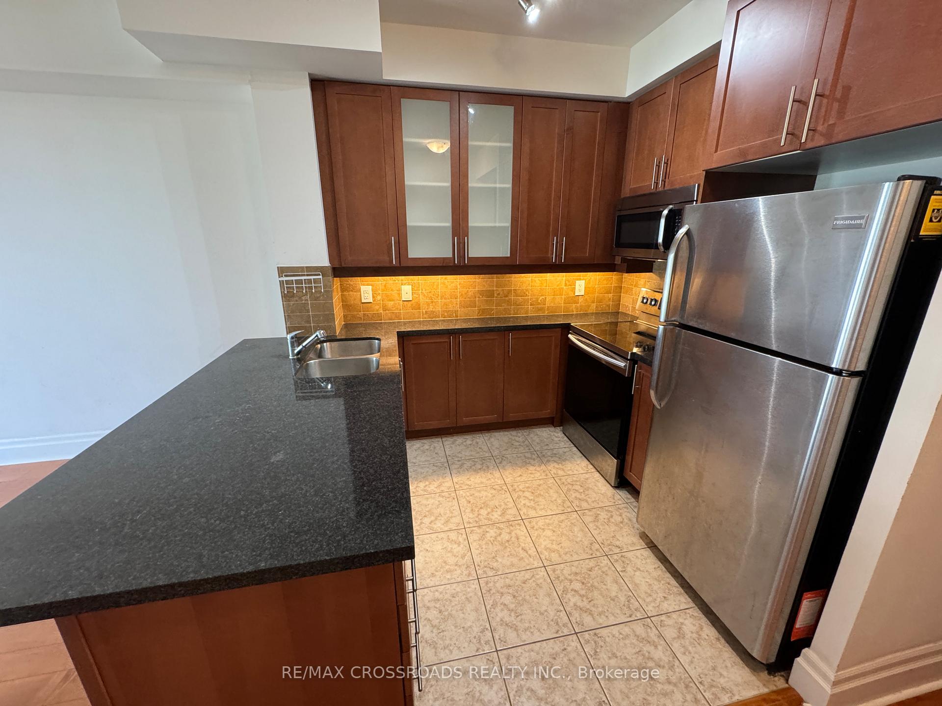 Photo 16 of Unit 313, 131 Upper Duke Crescent, Markham, Unionville — HOMEH
