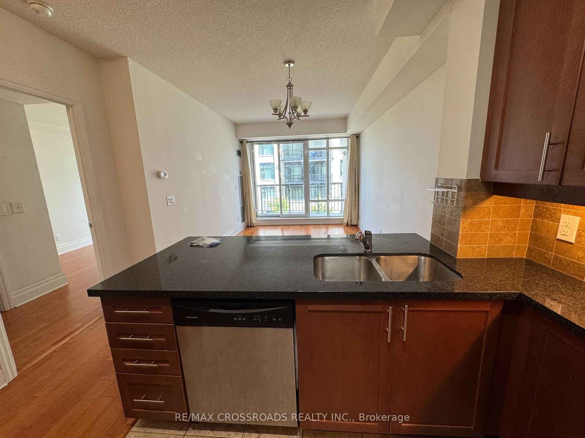 Photo 18 of Unit 313, 131 Upper Duke Crescent, Markham, Unionville — HOMEH