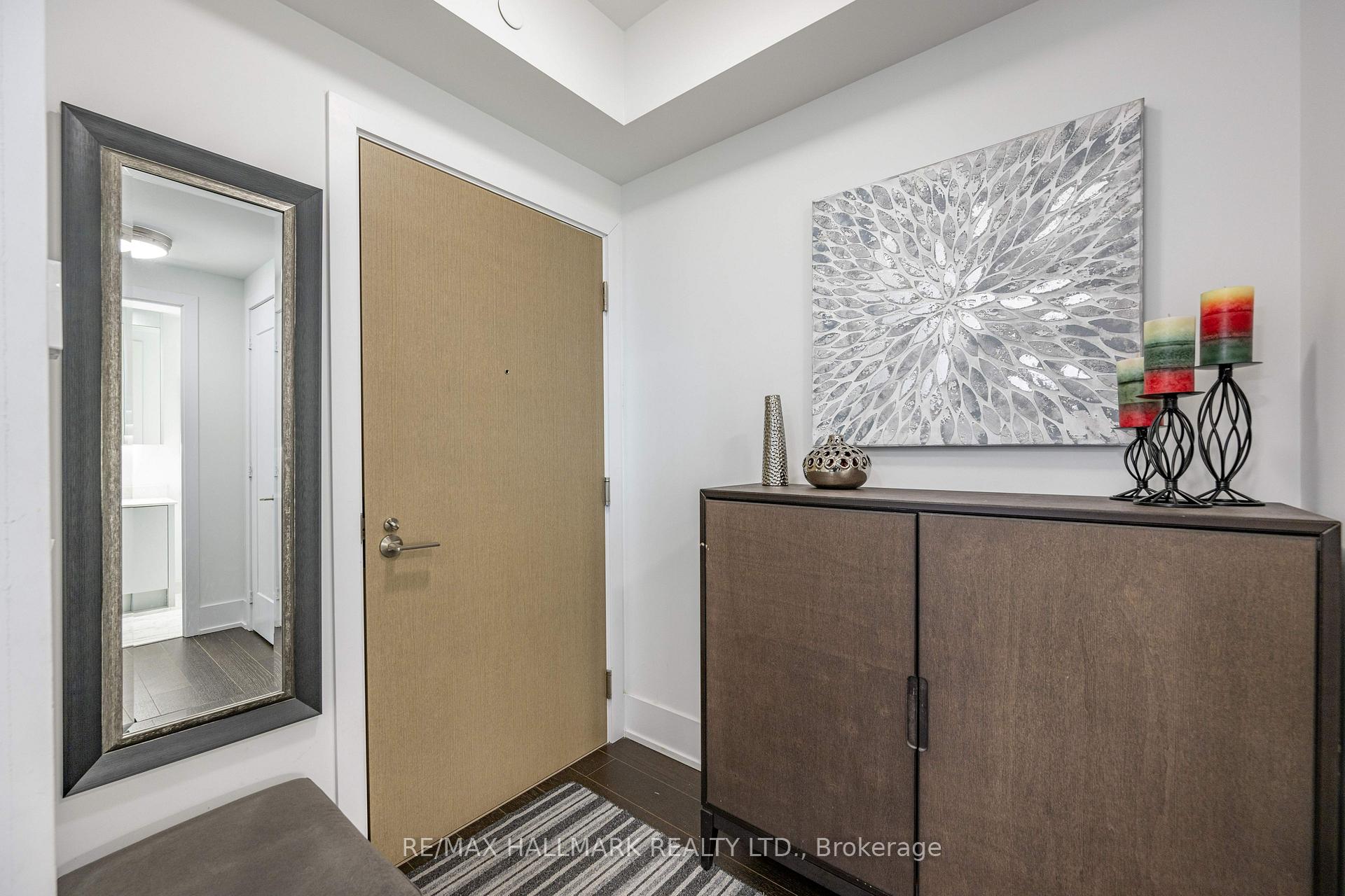 Photo 9 of Unit 409, 1 Edgewater Drive, Toronto, Waterfront Communities — HOMEH