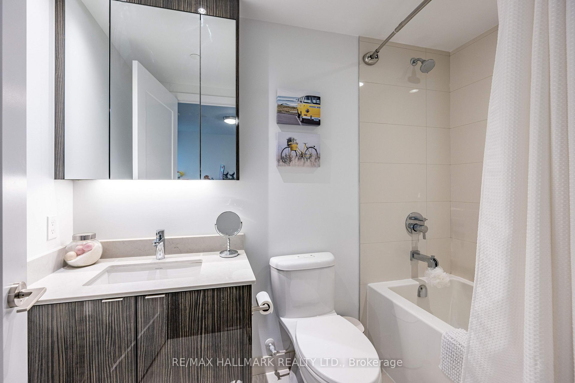 Photo 22 of Unit 409, 1 Edgewater Drive, Toronto, Waterfront Communities — HOMEH