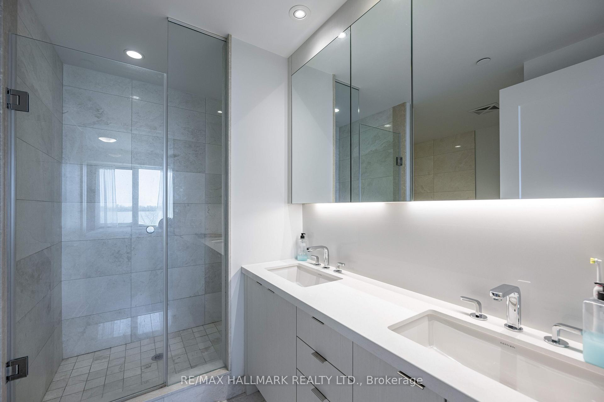 Photo 14 of Unit 409, 1 Edgewater Drive, Toronto, Waterfront Communities — HOMEH