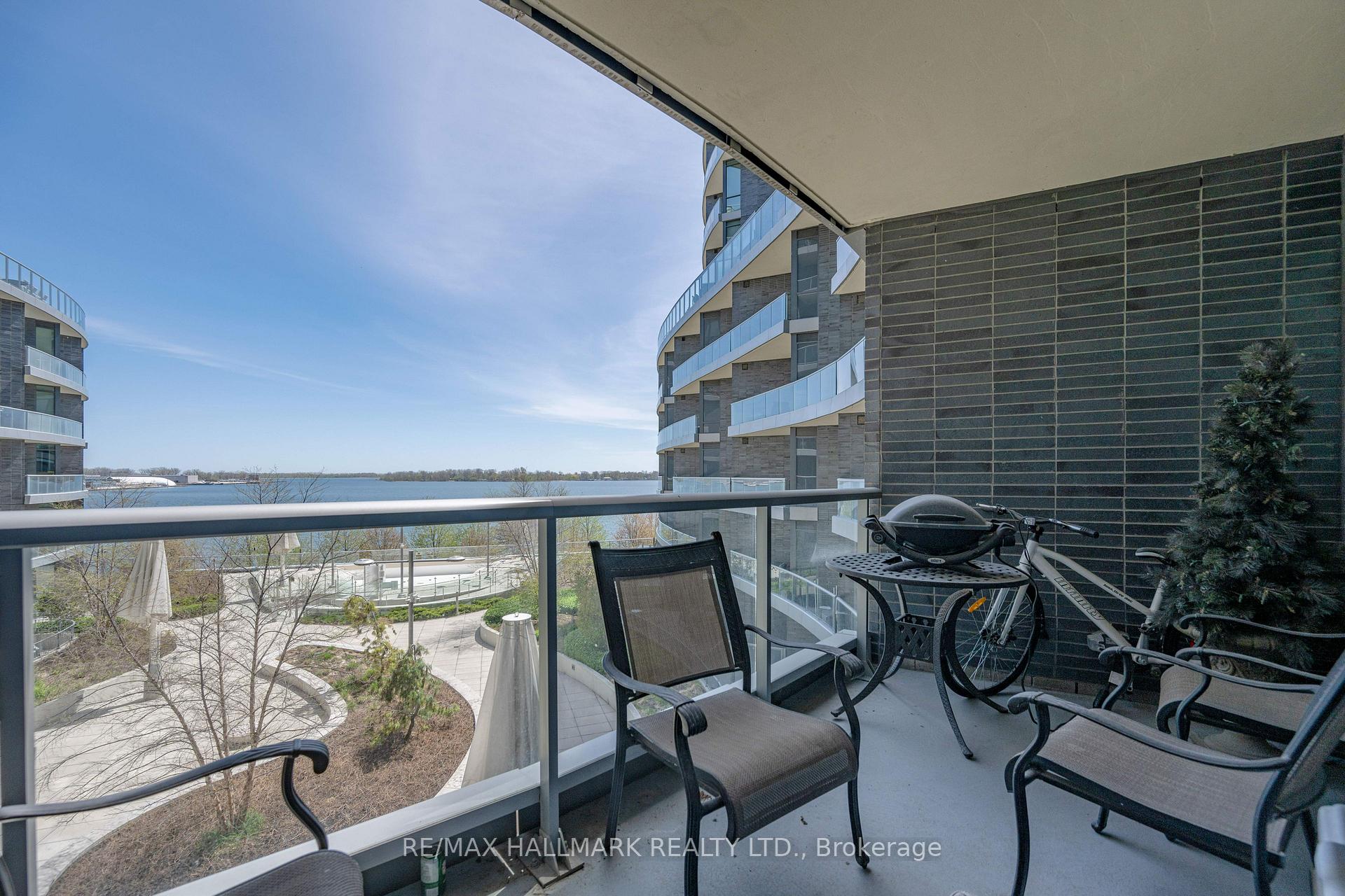 Photo 13 of Unit 409, 1 Edgewater Drive, Toronto, Waterfront Communities — HOMEH