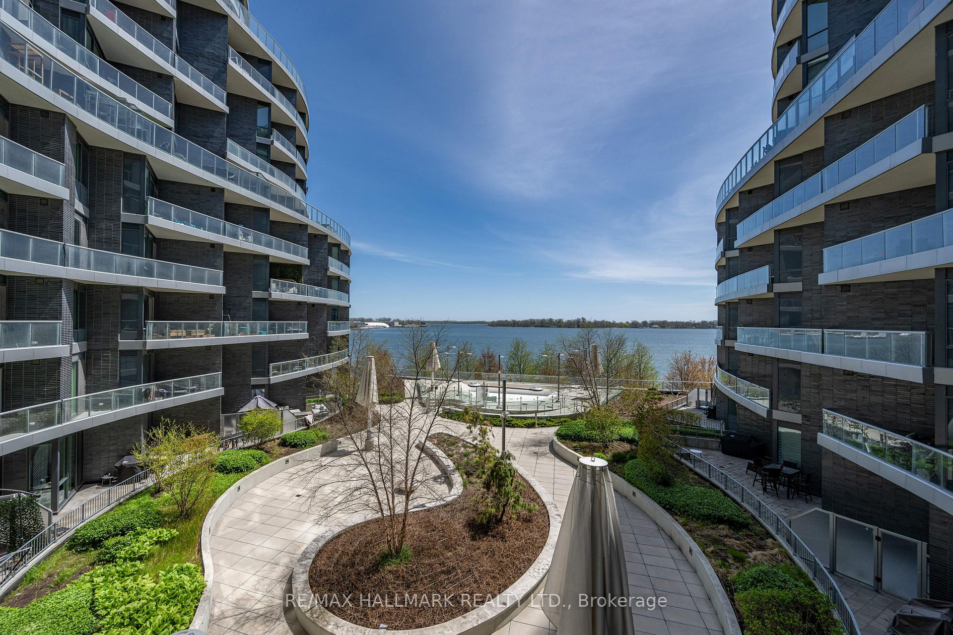 Photo 19 of Unit 409, 1 Edgewater Drive, Toronto, Waterfront Communities — HOMEH