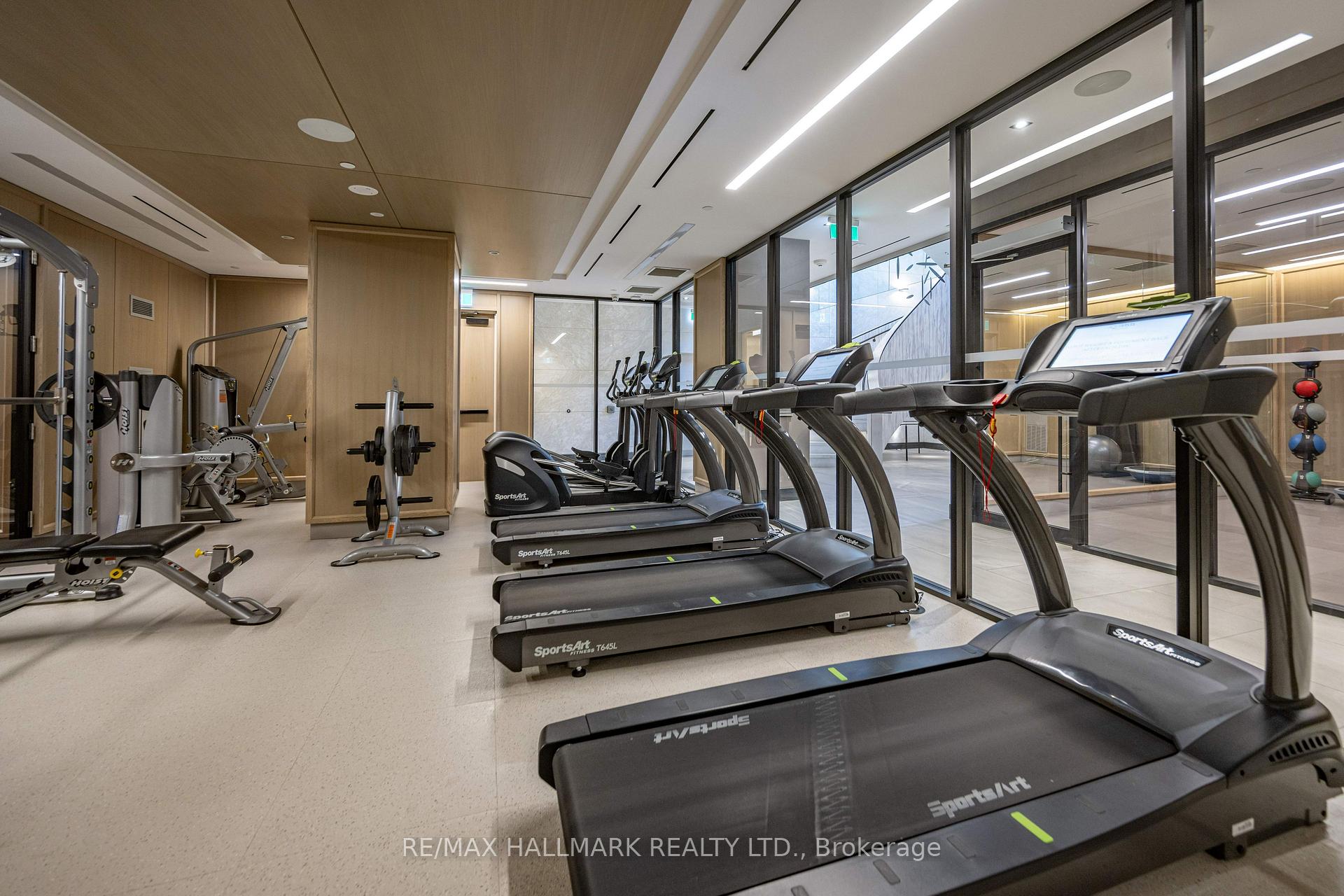 Photo 17 of Unit 409, 1 Edgewater Drive, Toronto, Waterfront Communities — HOMEH