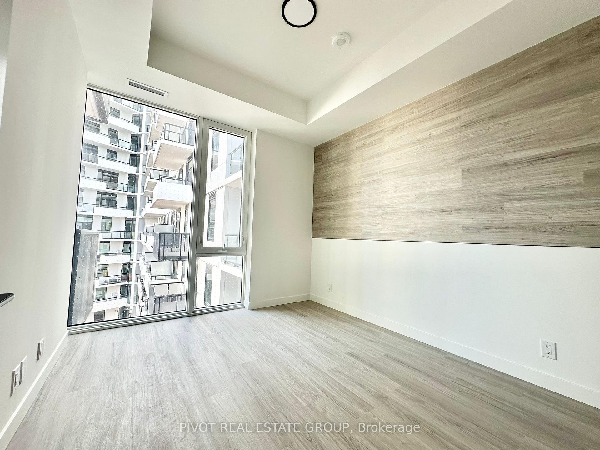 Photo 2 of Unit 724, 1050 Eastern Avenue, Toronto, The Beaches — HOMEH