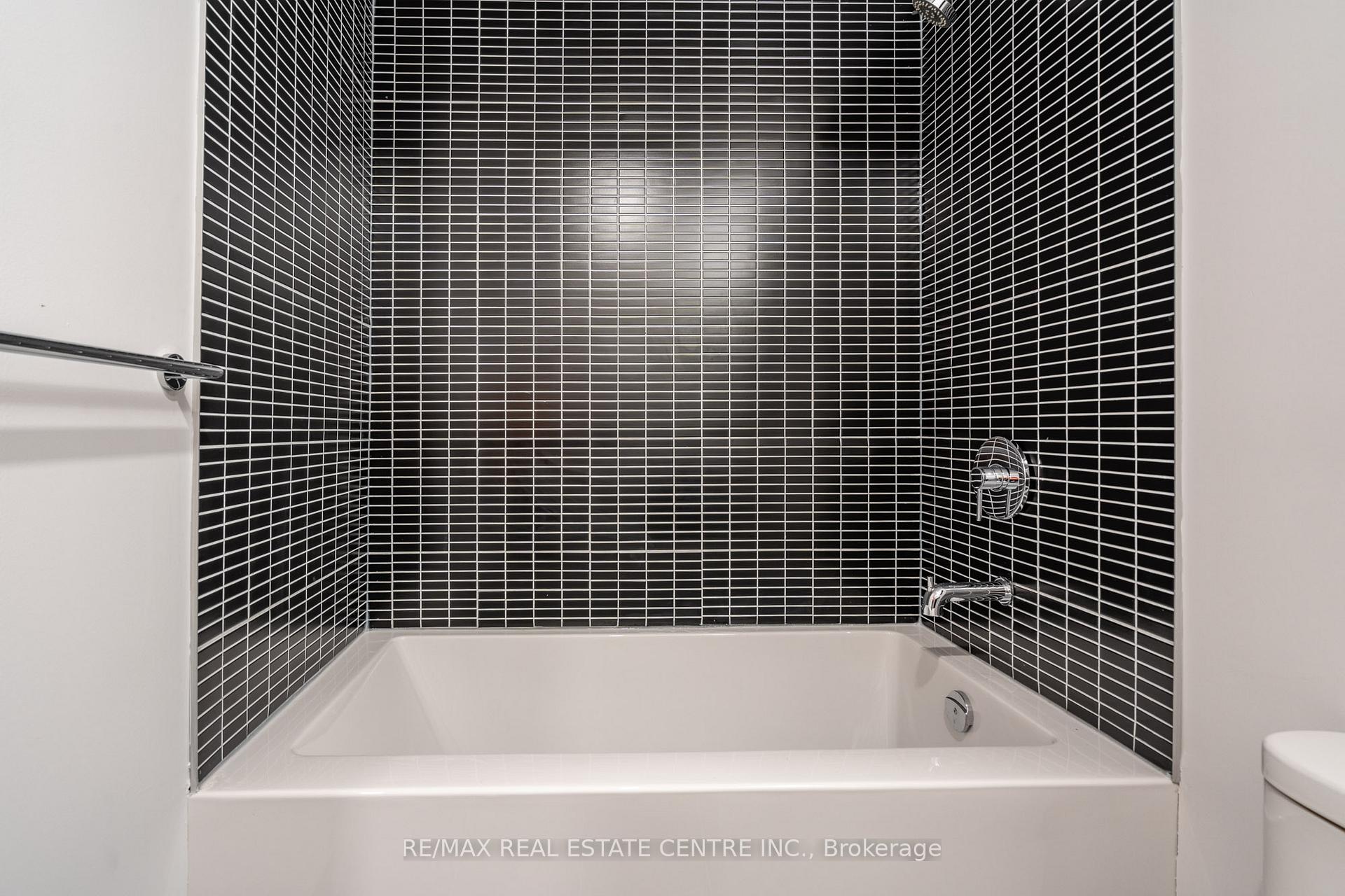 Photo 16 of Unit 814, 1 Jarvis Street, Hamilton, Beasley — HOMEH