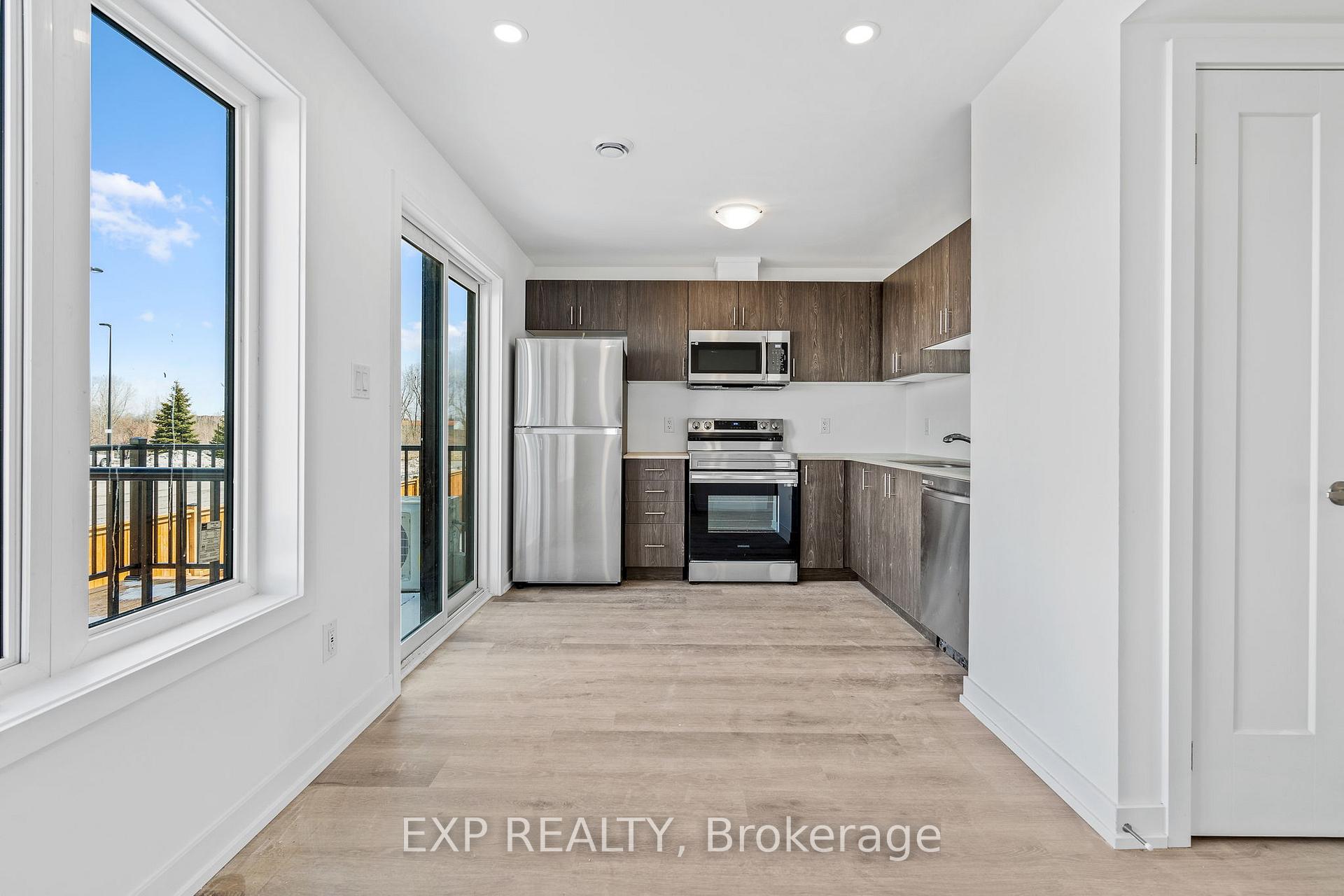 Photo 12 of Unit 624, 4263 Fourth Avenue, Niagara Falls, Downtown — HOMEH
