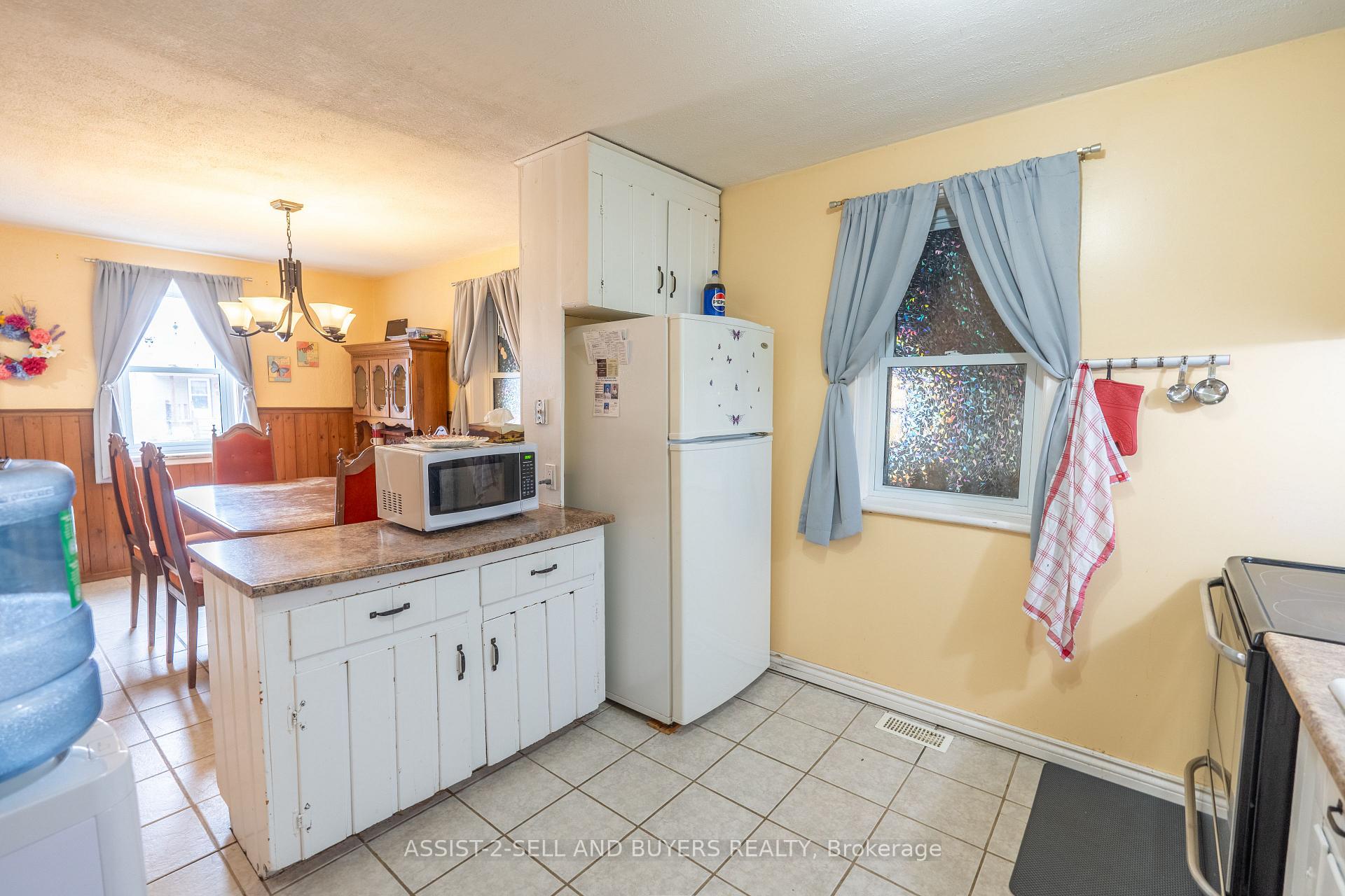 Photo 6 of 1017 Osborne Avenue, Cornwall — HOMEH
