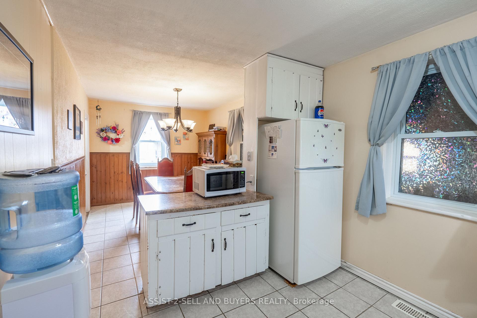 Photo 9 of 1017 Osborne Avenue, Cornwall — HOMEH