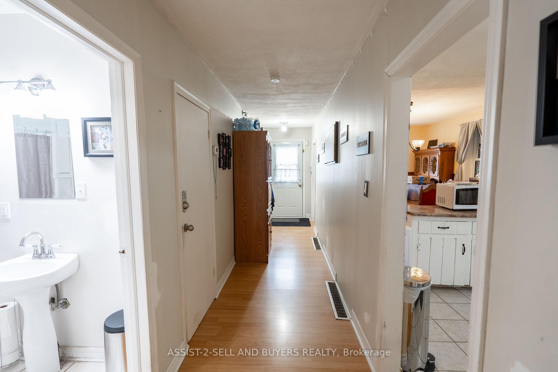 Photo 16 of 1017 Osborne Avenue, Cornwall — HOMEH