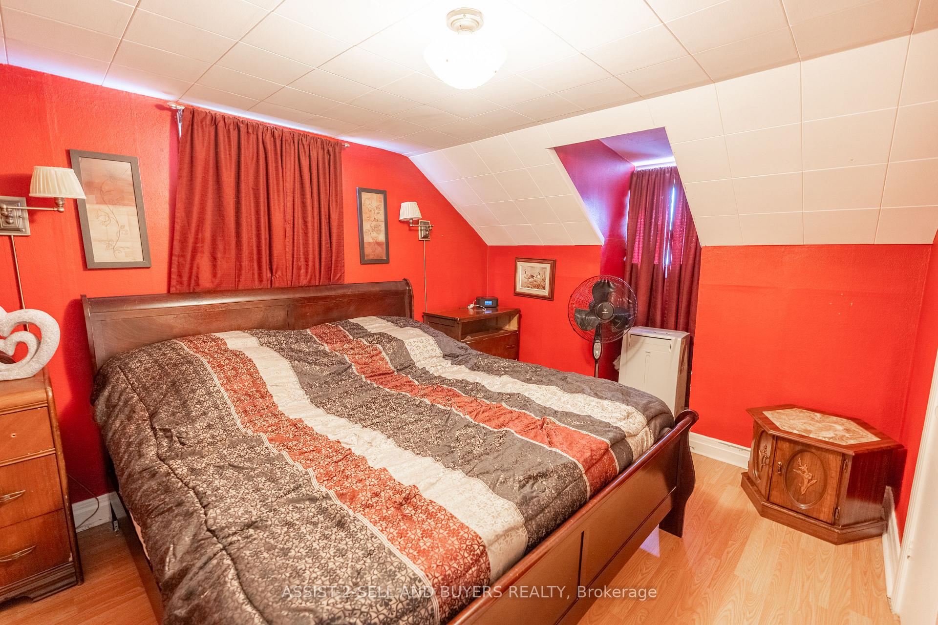 Photo 33 of 1017 Osborne Avenue, Cornwall — HOMEH
