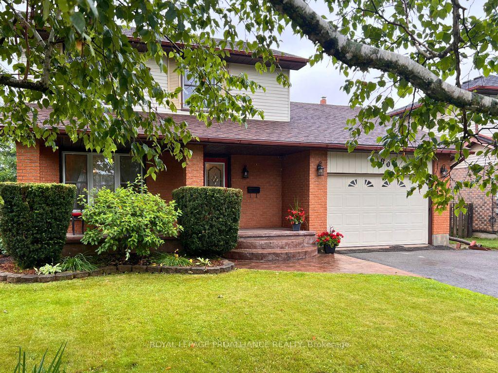 Photo 2 of 60 Beverley Crescent, Belleville, Belleville Ward — HOMEH