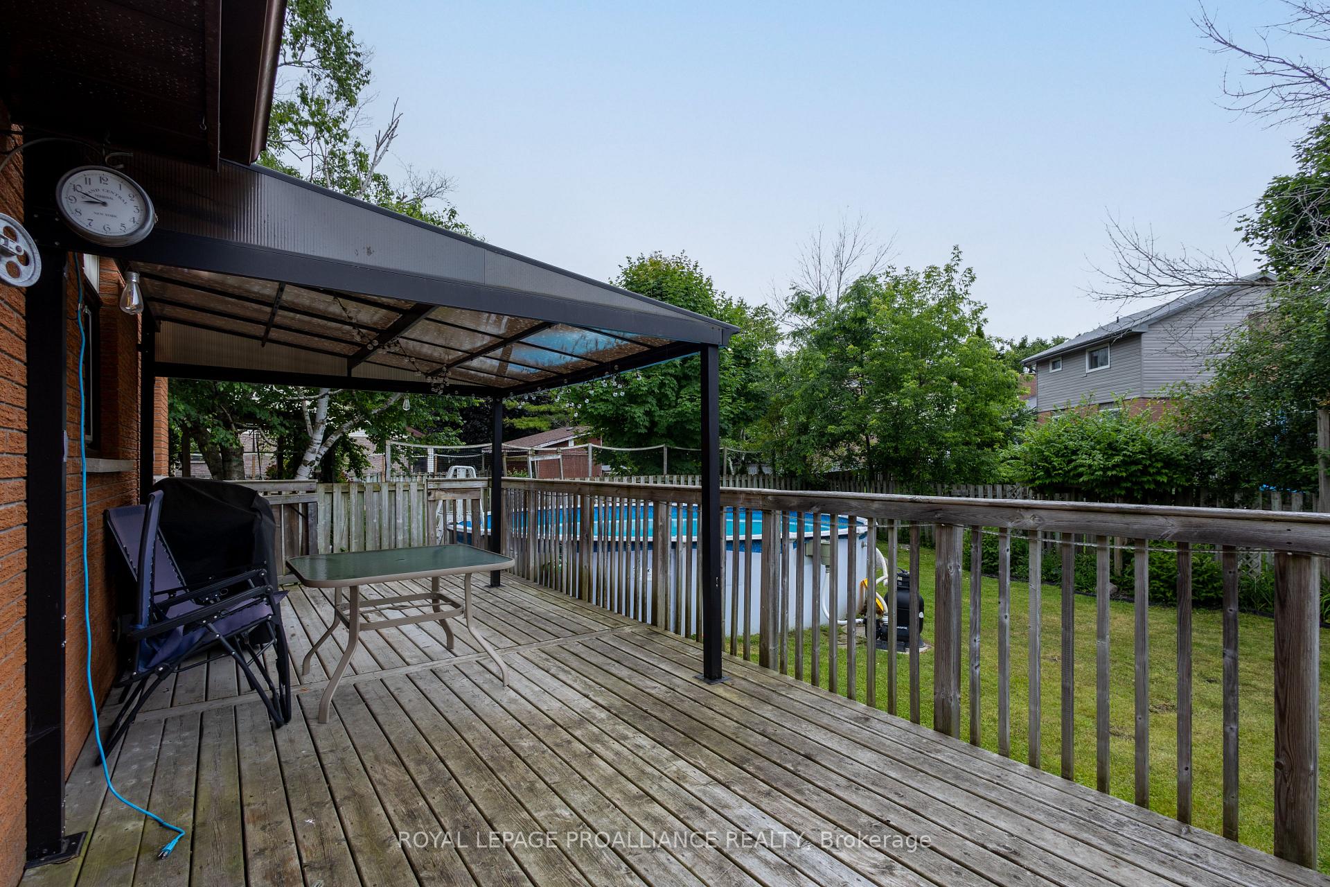 Photo 30 of 60 Beverley Crescent, Belleville, Belleville Ward — HOMEH