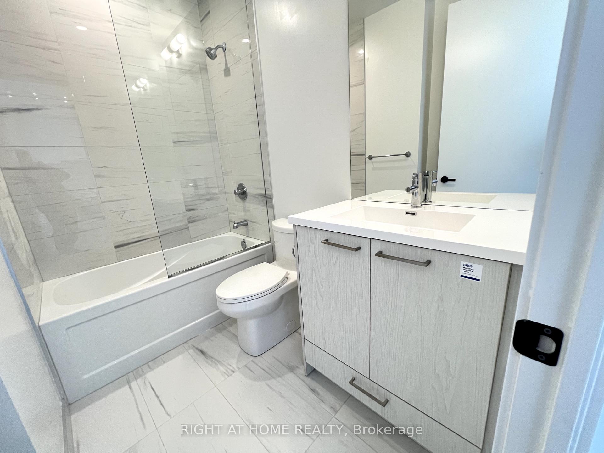 Photo 18 of Unit 3116, 28 Interchange Way, Vaughan, Vaughan Corporate Centre — HOMEH