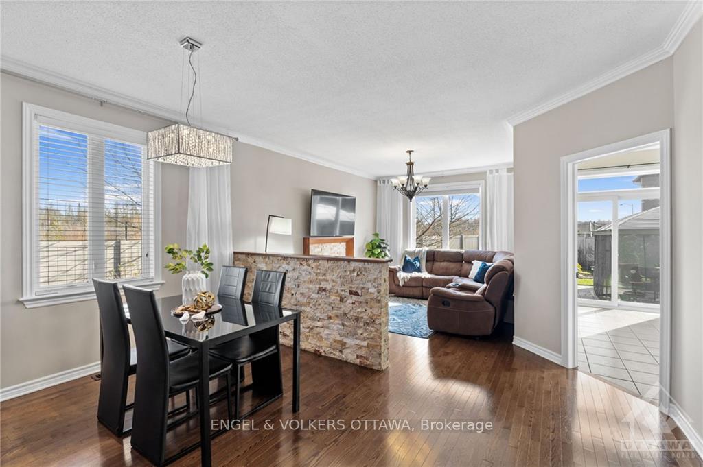 Photo 10 of 600 Woodbriar Way, Ottawa, Blossom Park/Kemp Park/Findlay Creek — HOMEH