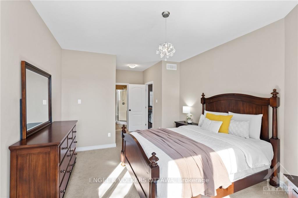 Photo 15 of 600 Woodbriar Way, Ottawa, Blossom Park/Kemp Park/Findlay Creek — HOMEH