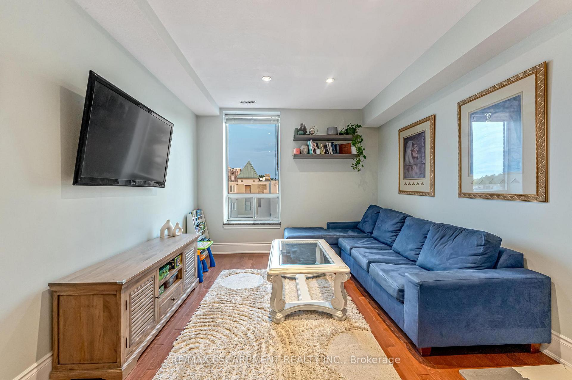 Photo 7 of Unit 304, 283 King Street E, Hamilton, Beasley — HOMEH