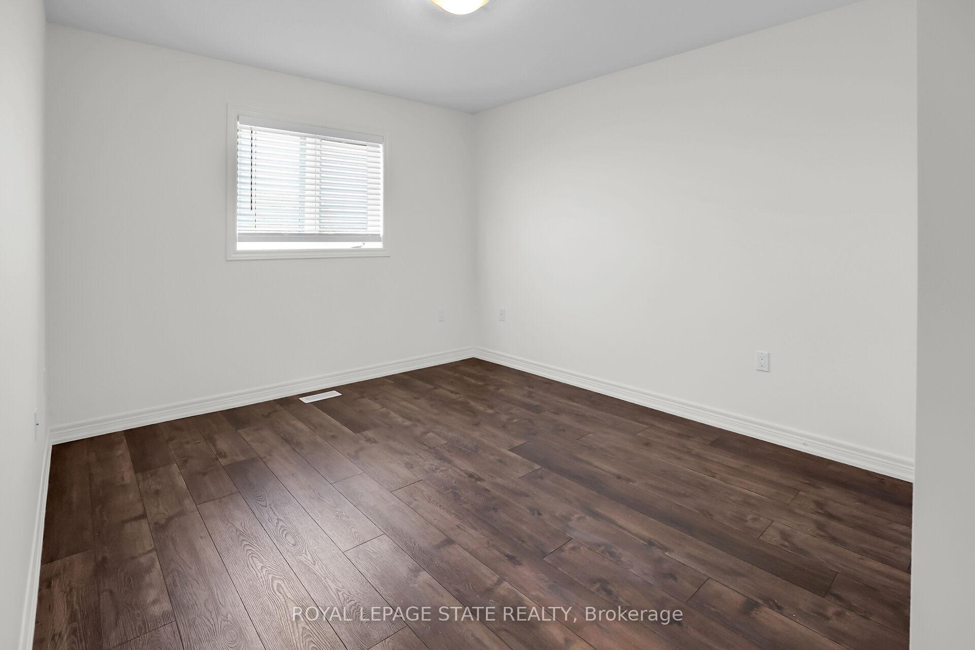 Photo 22 of Unit 1, 8 Lakelawn Road, Grimsby, Grimsby Beach — HOMEH