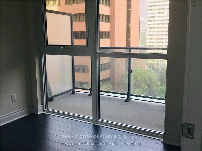 Photo 11 of Unit 802, 28 Ted Rogers Way, Toronto, Church-Yonge Corridor — HOMEH