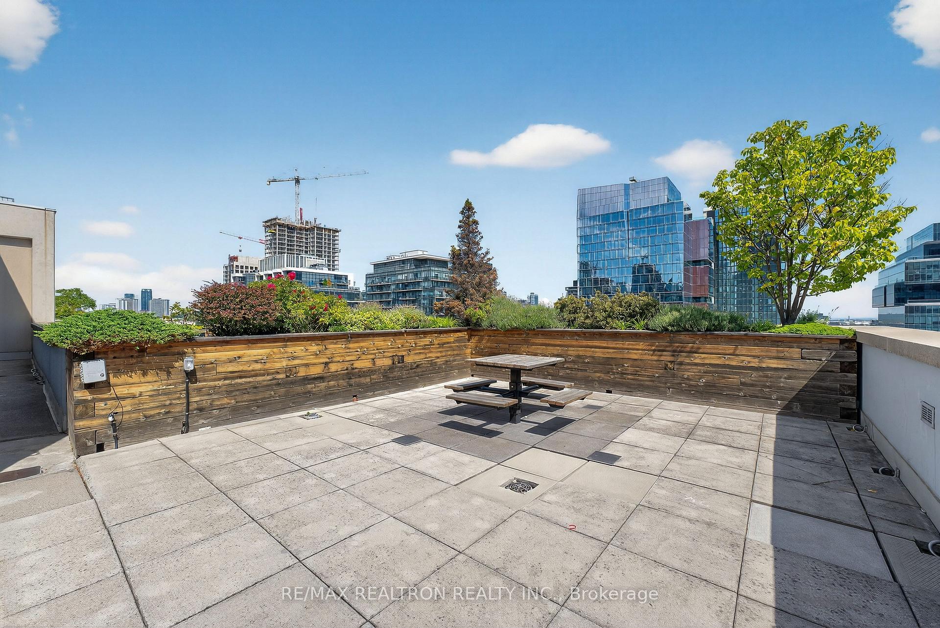 Photo 15 of Unit 1601, 230 King Street E, Toronto, Moss Park — HOMEH