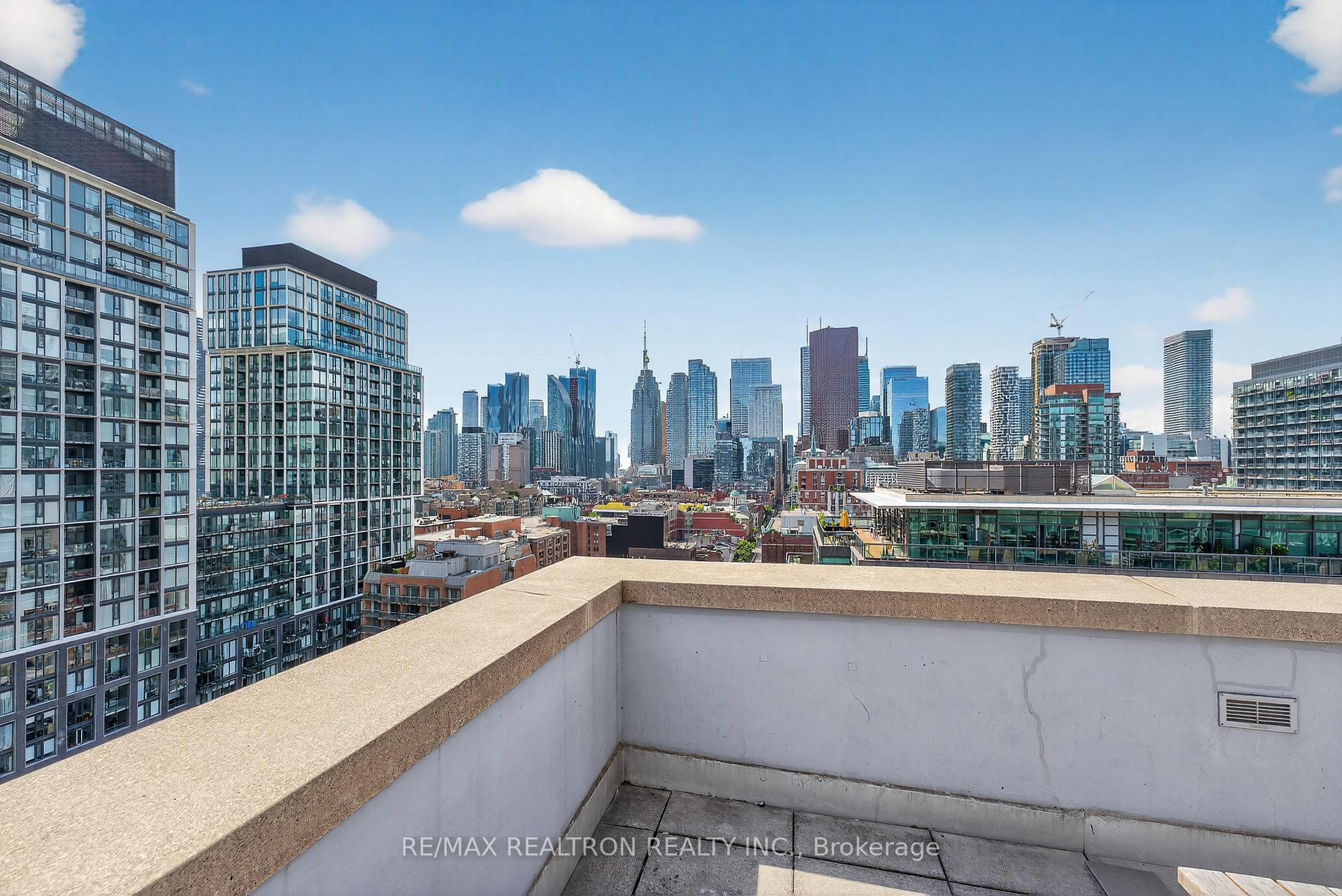 Photo 13 of Unit 1601, 230 King Street E, Toronto, Moss Park — HOMEH