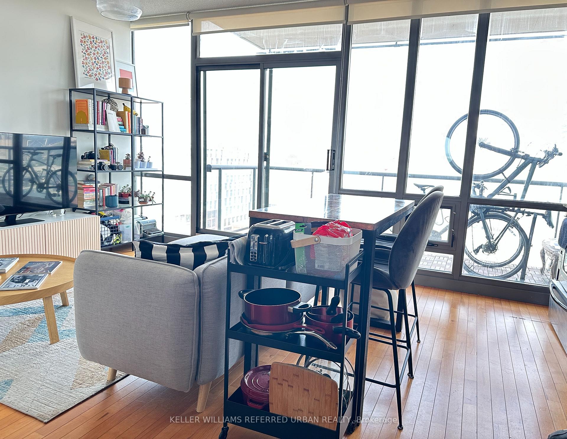 Photo 3 of Unit 1203, 33 Mill Street, Toronto, Waterfront Communities — HOMEH
