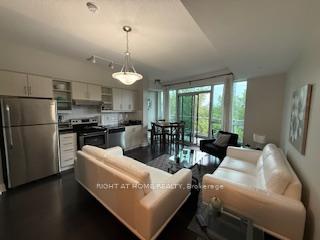 Front of Unit 302, 160 Vanderhoof Avenue