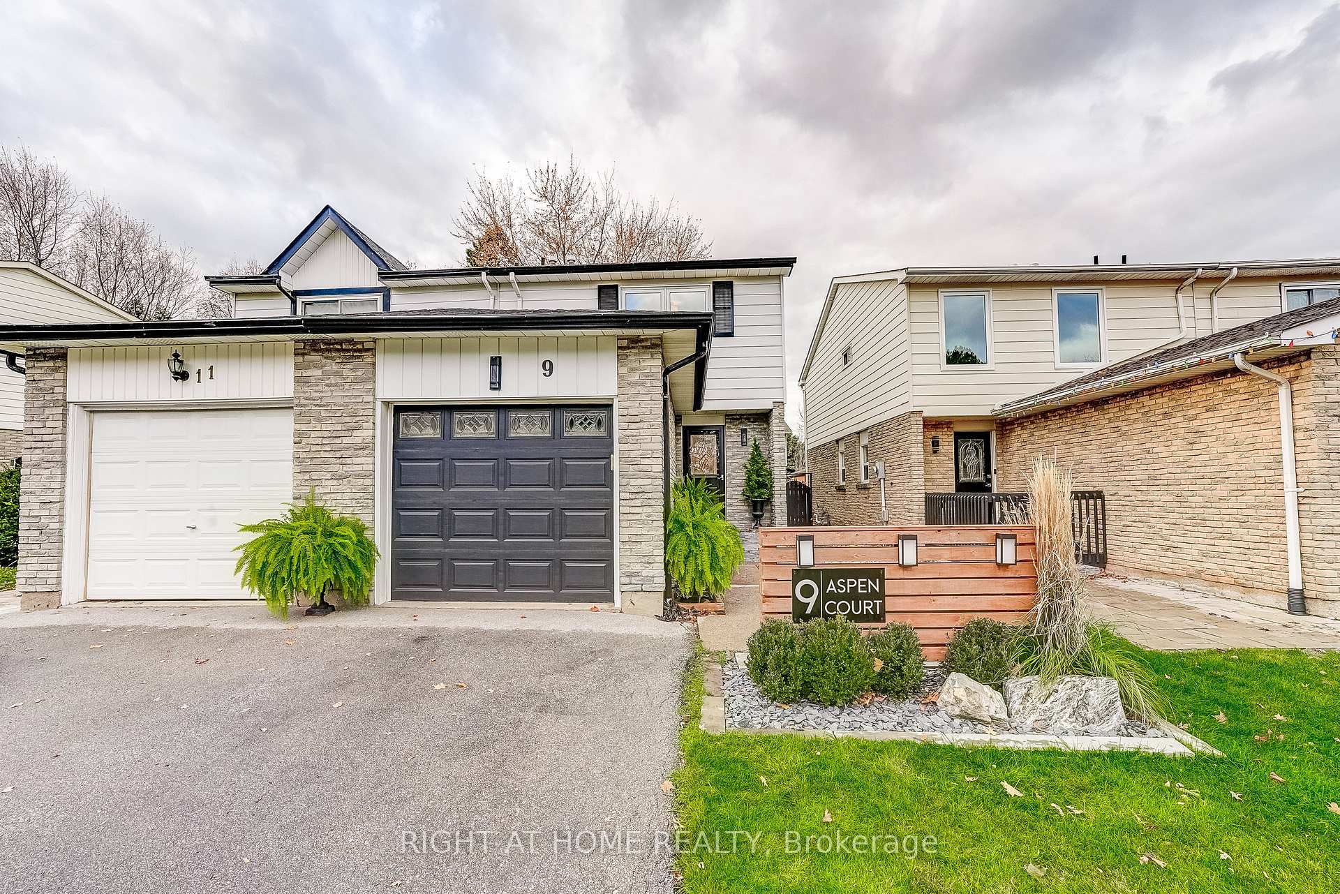 Photo 1 of 9 Aspen Court, Hamilton, Waterdown — HOMEH