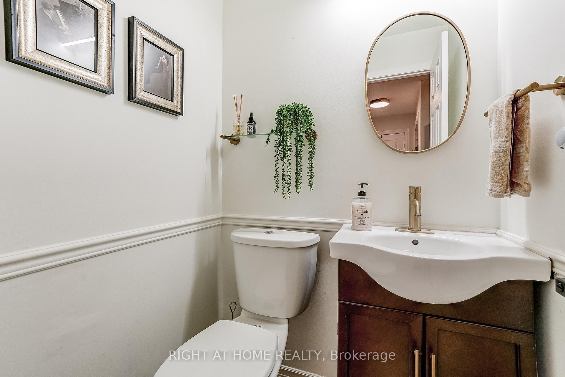 Photo 16 of 9 Aspen Court, Hamilton, Waterdown — HOMEH
