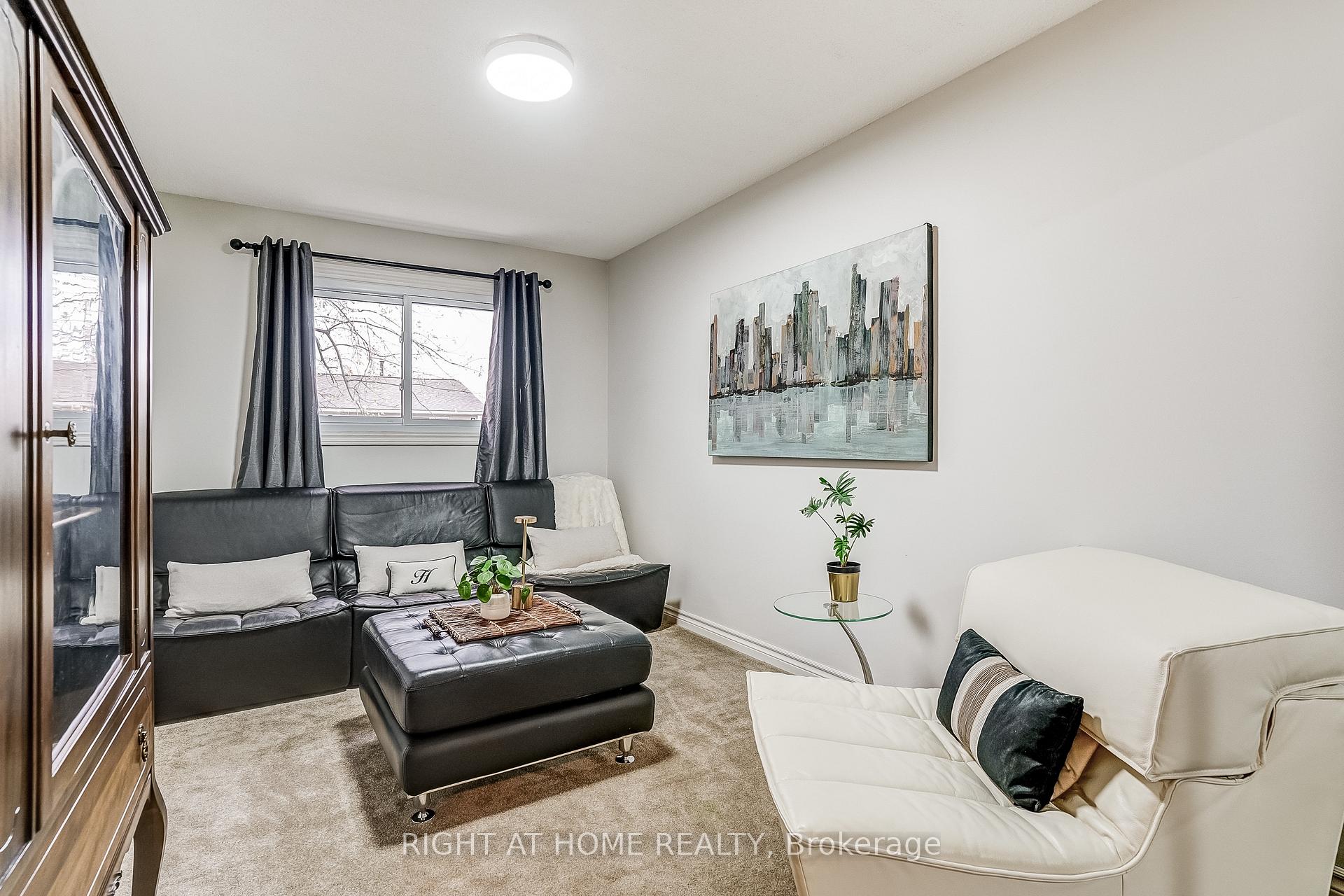 Photo 20 of 9 Aspen Court, Hamilton, Waterdown — HOMEH