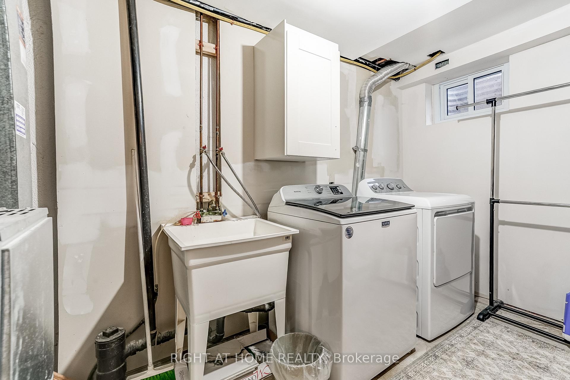 Photo 26 of 9 Aspen Court, Hamilton, Waterdown — HOMEH