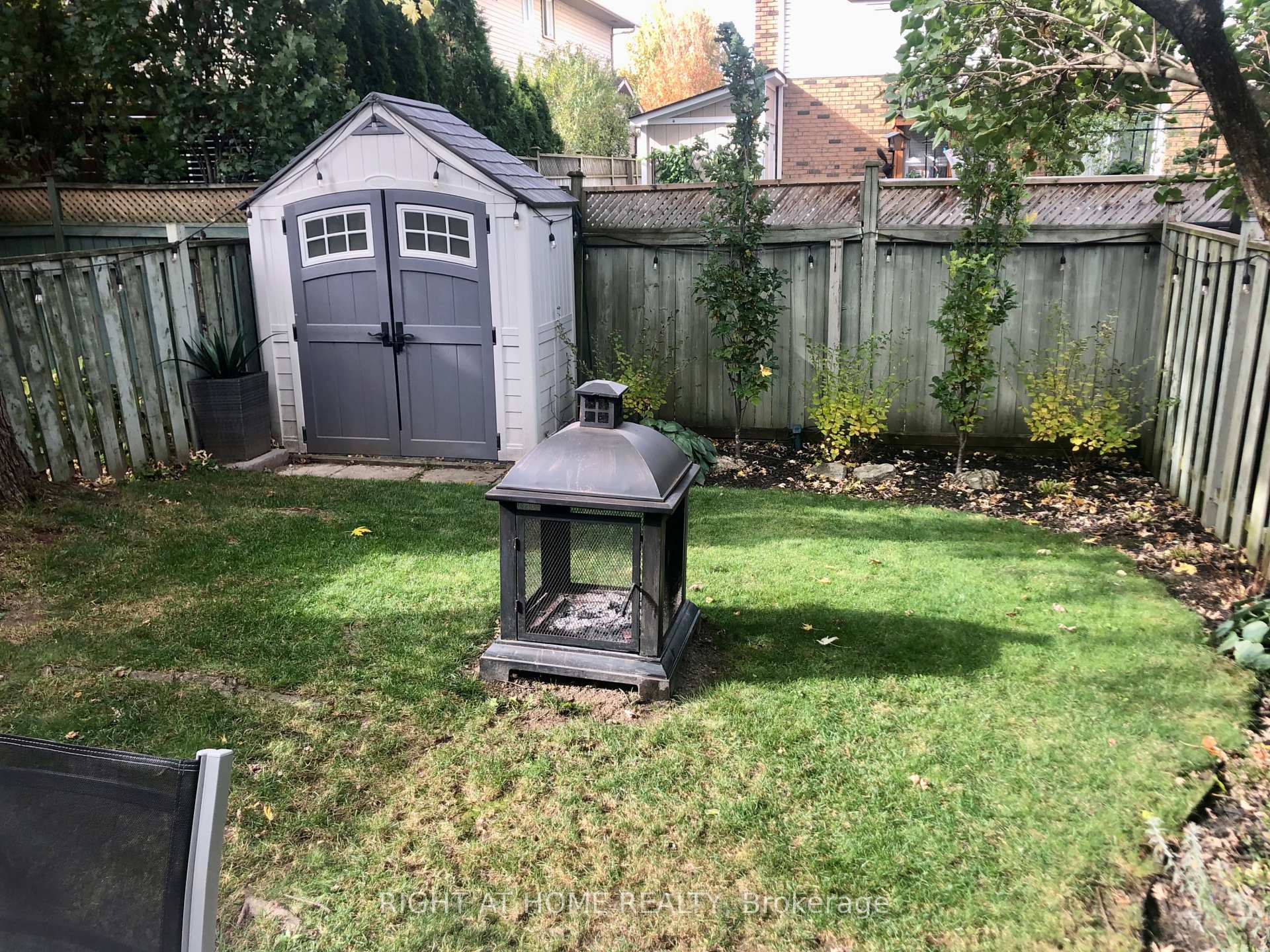 Photo 41 of 9 Aspen Court, Hamilton, Waterdown — HOMEH