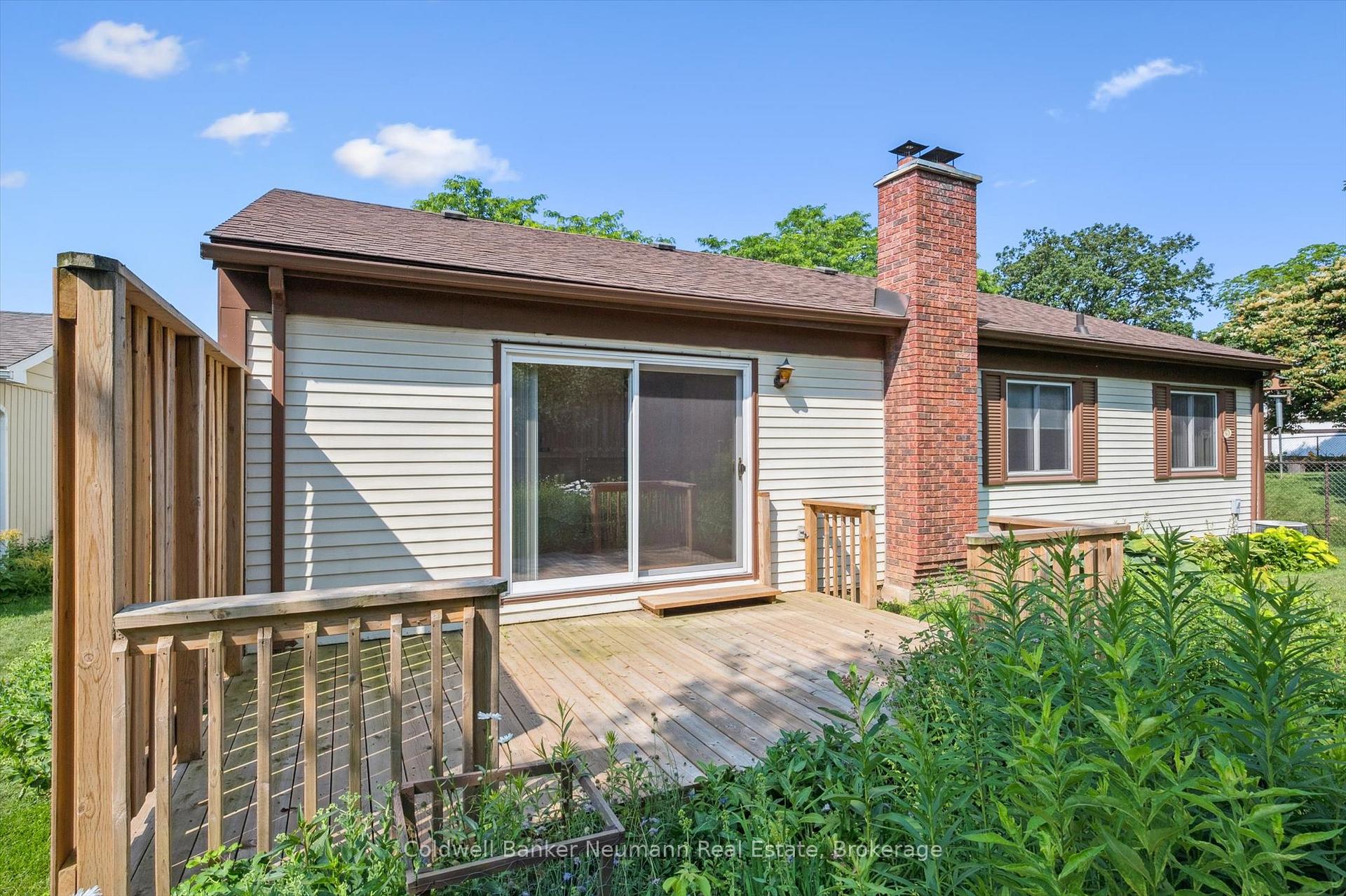Photo 38 of 76 Shadybrook Crescent, Guelph, Kortright West — HOMEH