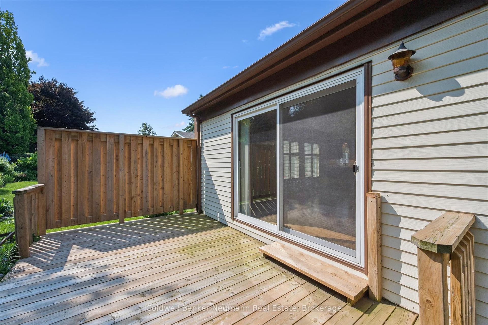 Photo 39 of 76 Shadybrook Crescent, Guelph, Kortright West — HOMEH