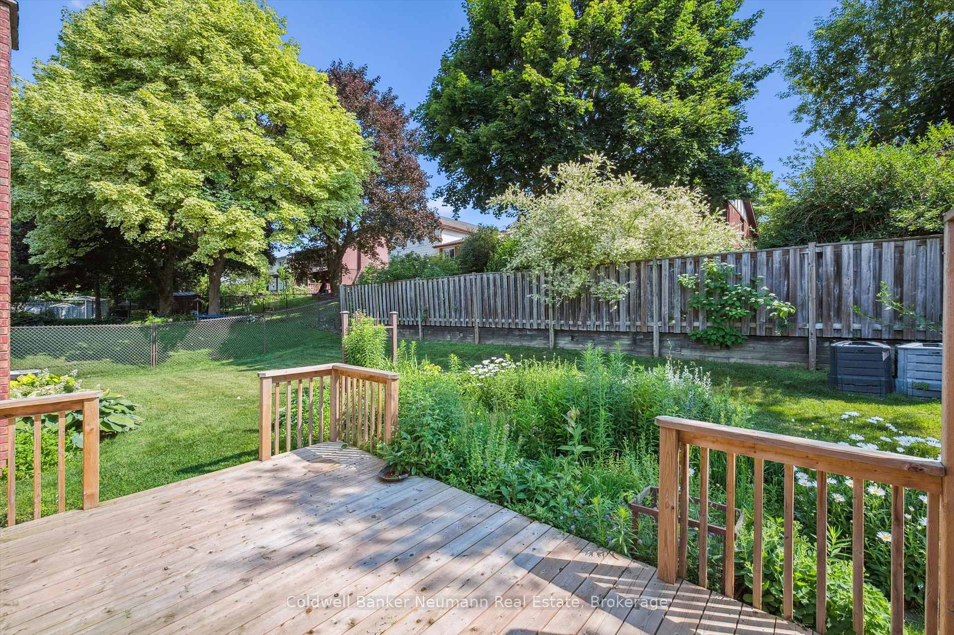 Photo 40 of 76 Shadybrook Crescent, Guelph, Kortright West — HOMEH