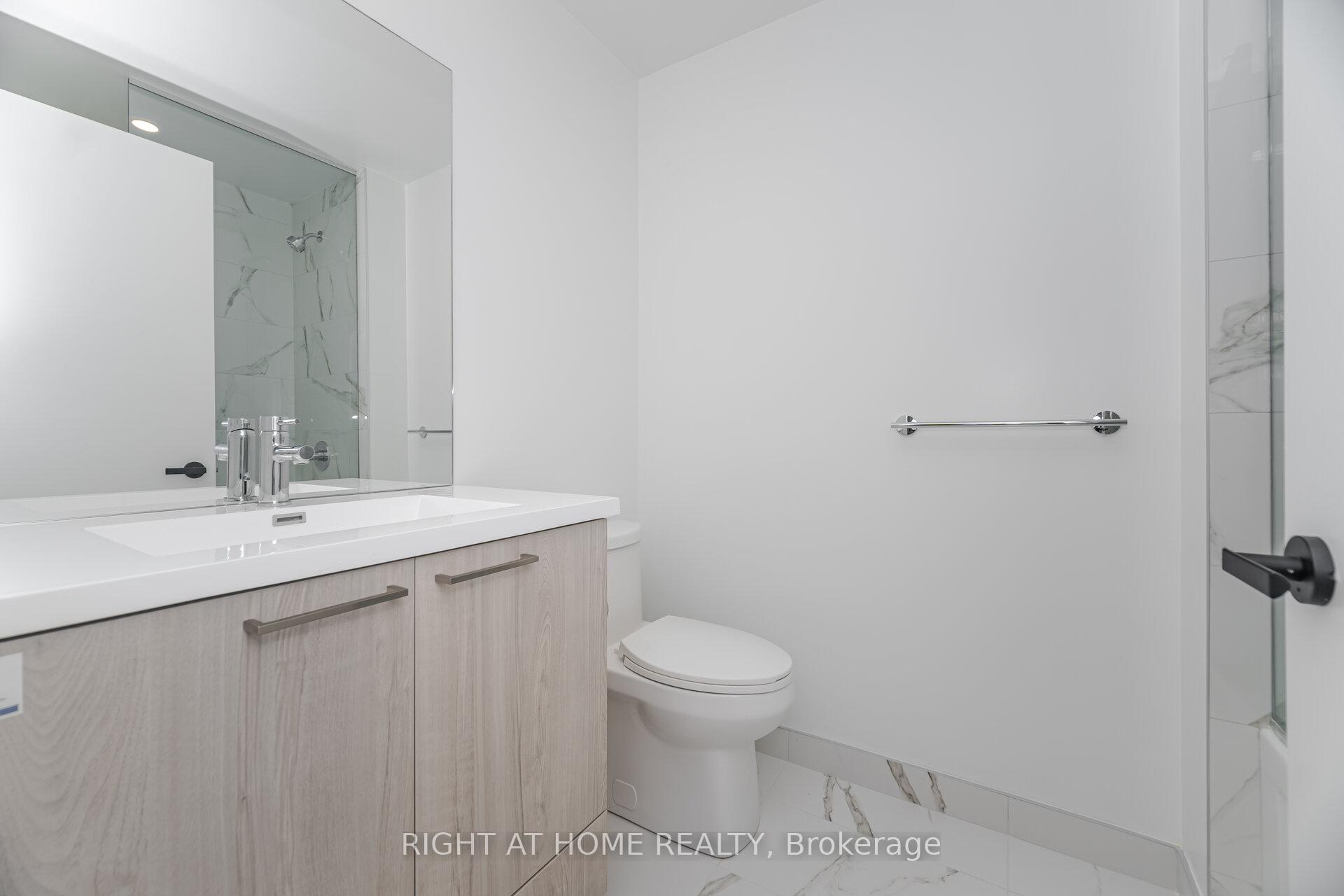 Photo 13 of Unit 5911, 225 Commerce Street N, Vaughan, Vaughan Corporate Centre — HOMEH