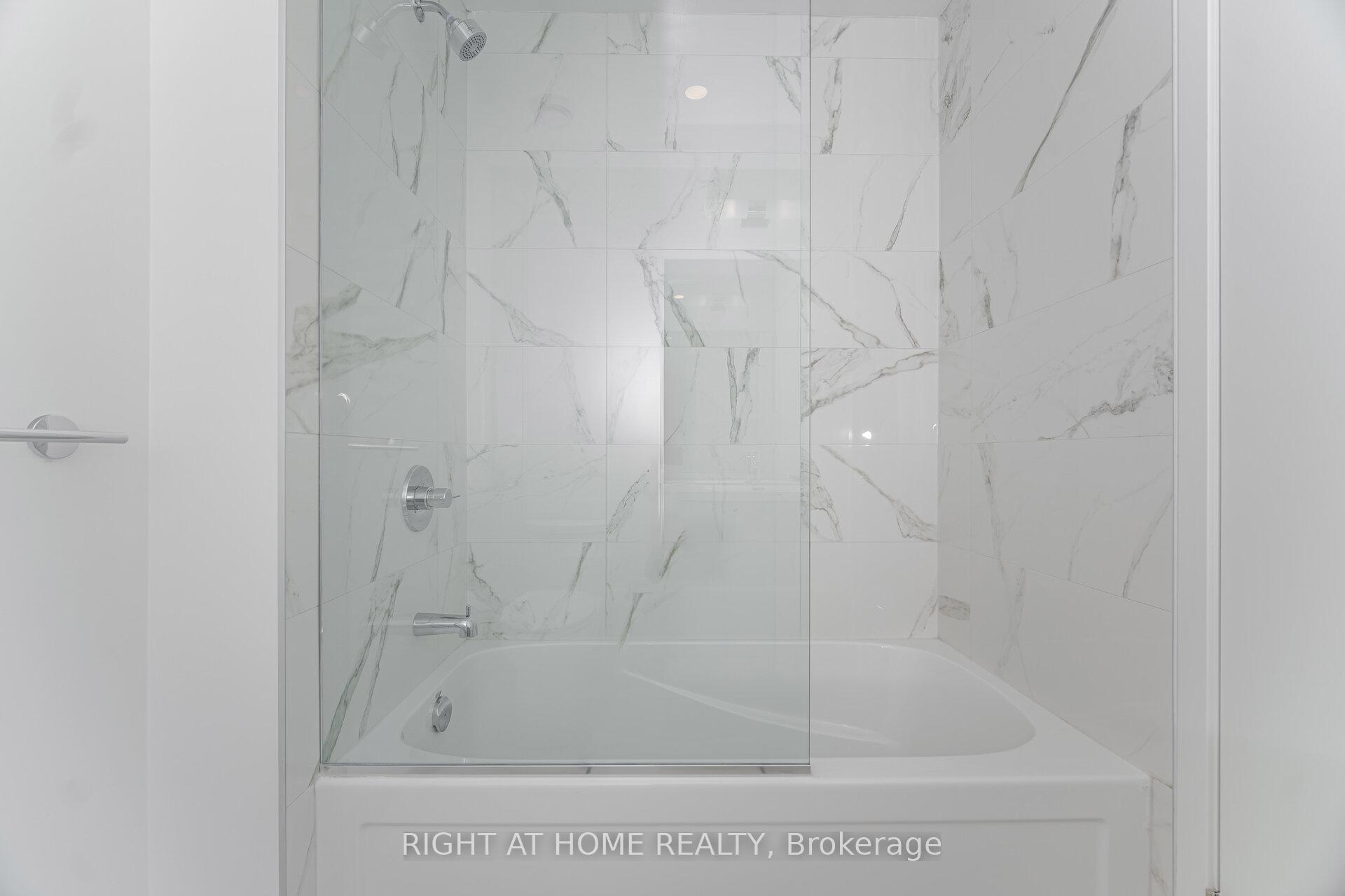 Photo 9 of Unit 5911, 225 Commerce Street N, Vaughan, Vaughan Corporate Centre — HOMEH