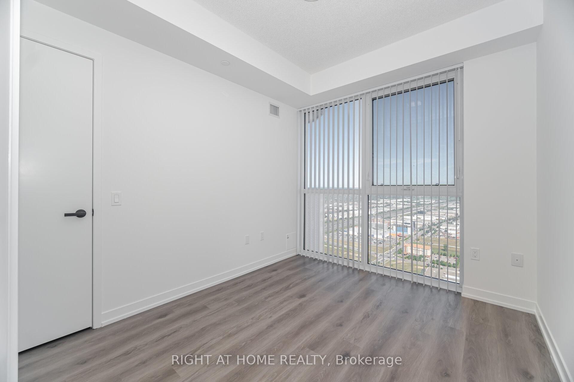 Photo 26 of Unit 5911, 225 Commerce Street N, Vaughan, Vaughan Corporate Centre — HOMEH