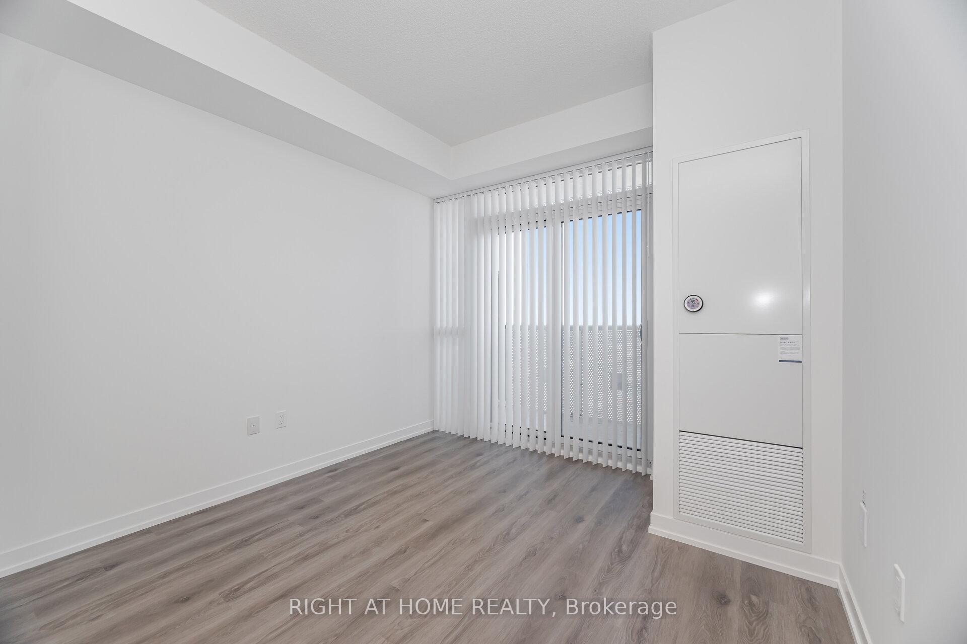 Photo 14 of Unit 5911, 225 Commerce Street N, Vaughan, Vaughan Corporate Centre — HOMEH