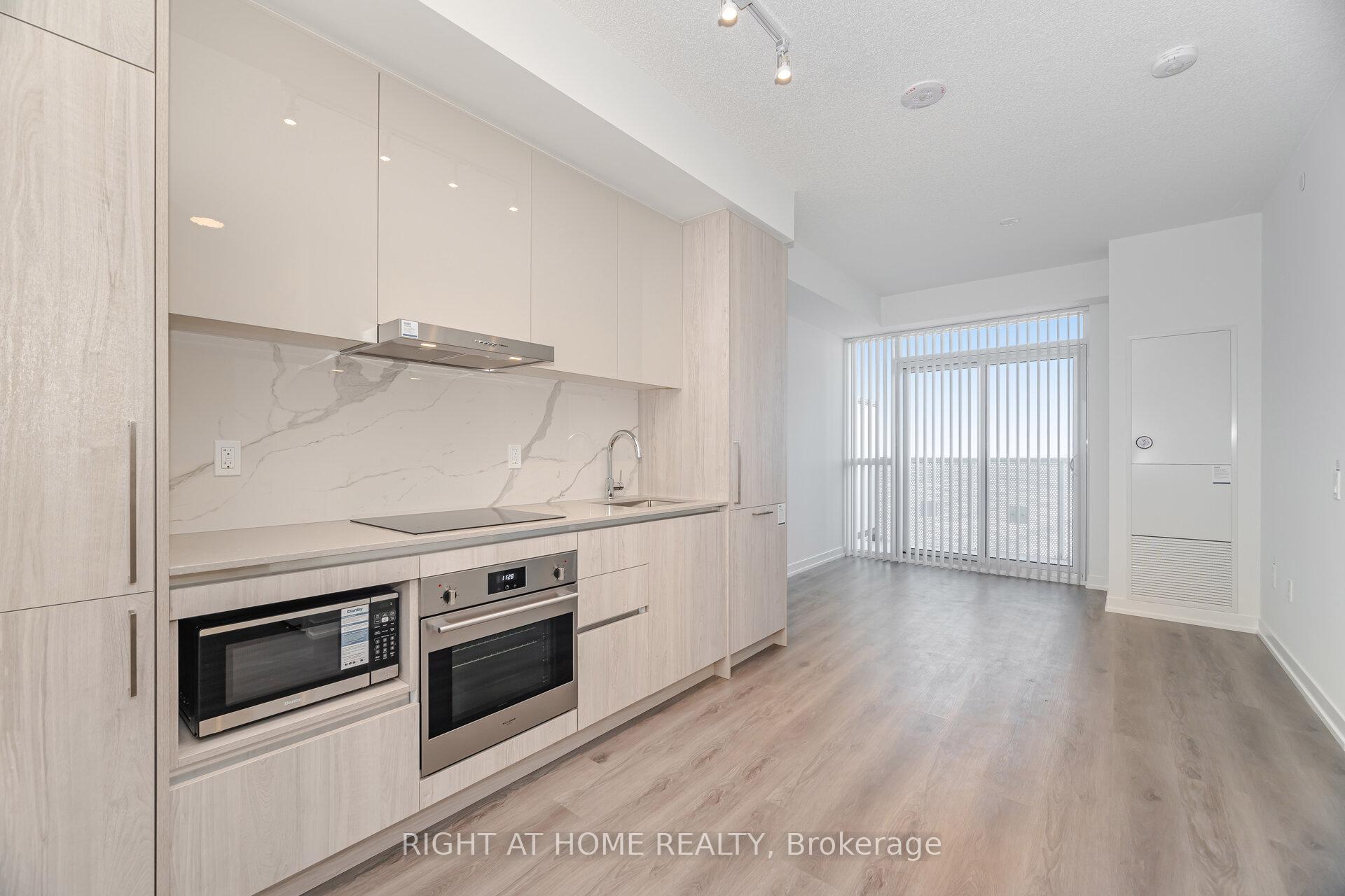 Photo 16 of Unit 5911, 225 Commerce Street N, Vaughan, Vaughan Corporate Centre — HOMEH