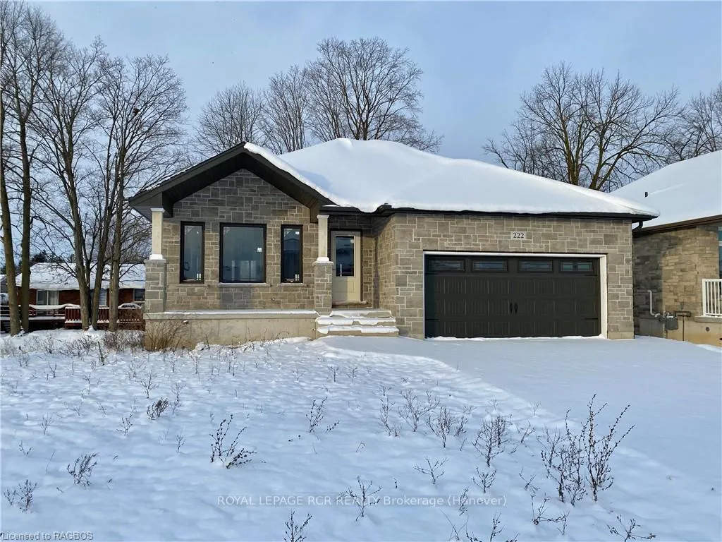 Photo of 222 16TH Avenue Crescent