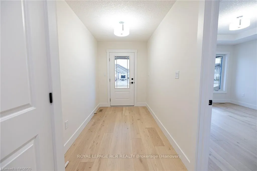 Photo 4 of 222 16TH Avenue Crescent, Hanover — HOMEH